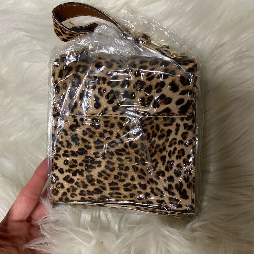 Boohoo Mini Leopard Purse!